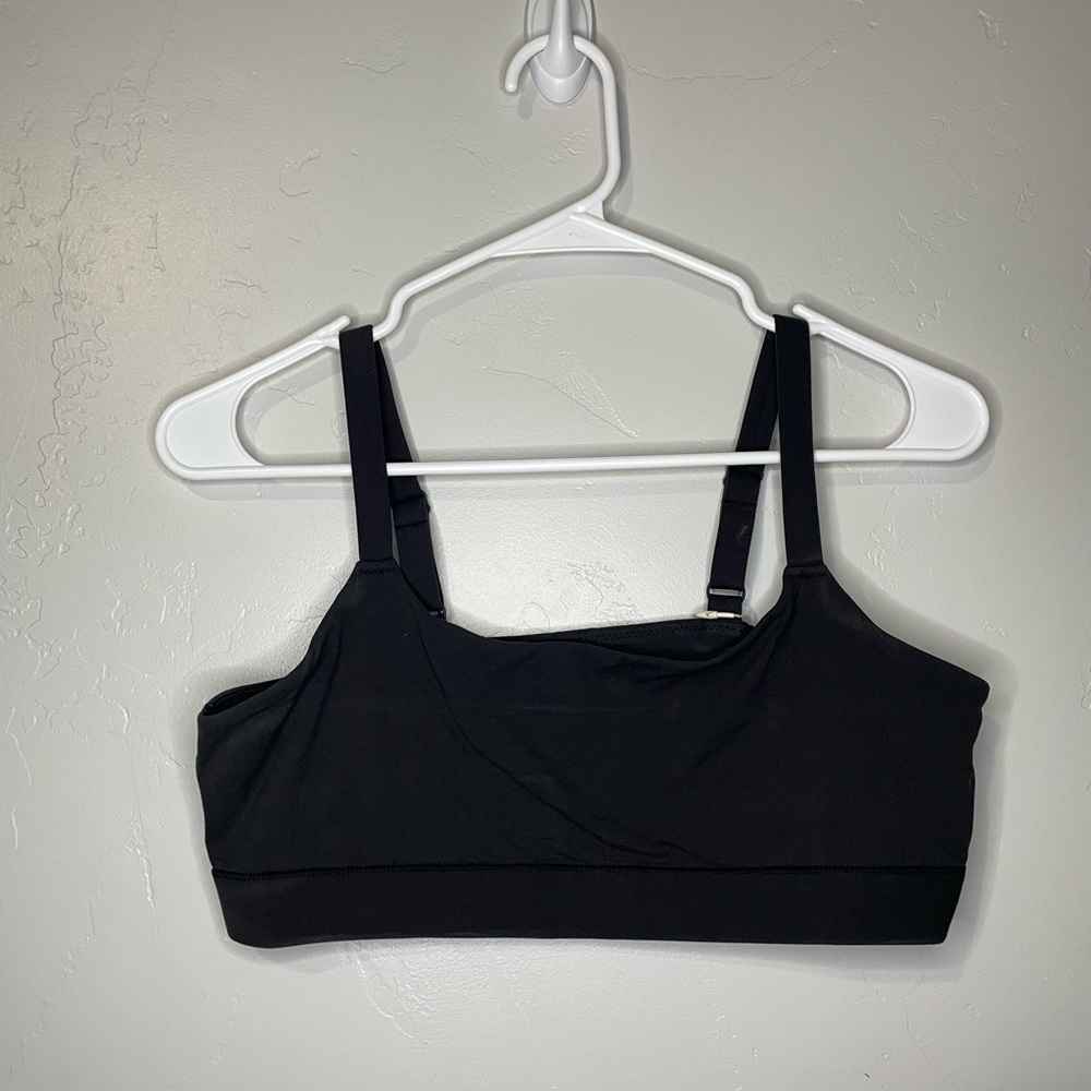 NWT SKIMS SCOOP BRALETTE
